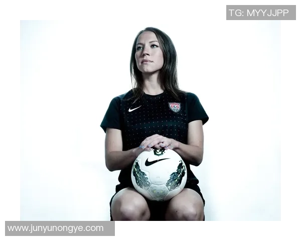 全球女子足球明星的崛起与她们背后的故事与成就 全球女子足球明星的崛起与她们背后的故事与成就