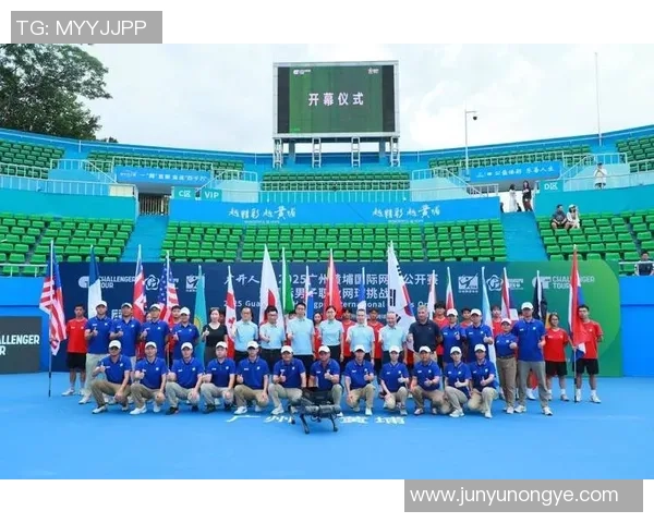 广州网球队的默契配合揭秘网球巨献背后的团队精神与训练故事 广州网球队的默契配合揭秘网球巨献背后的团队精神与训练故事