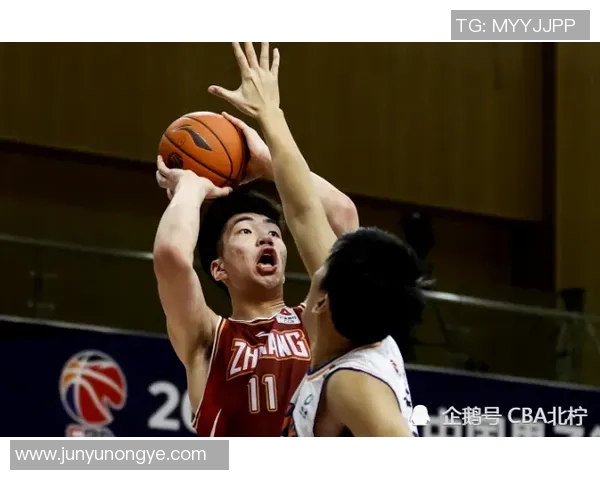 武汉篮球队勇闯洲际杯展现逆袭精神与团队力量的传奇之路 武汉篮球队勇闯洲际杯展现逆袭精神与团队力量的传奇之路