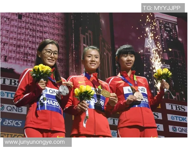 专访羽毛球明星周丽探索她成功背后的秘诀与心路历程 专访羽毛球明星周丽探索她成功背后的秘诀与心路历程