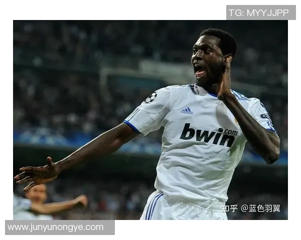 鼠年出生的足球明星们在绿茵场上的辉煌成就与传奇故事 鼠年出生的足球明星们在绿茵场上的辉煌成就与传奇故事